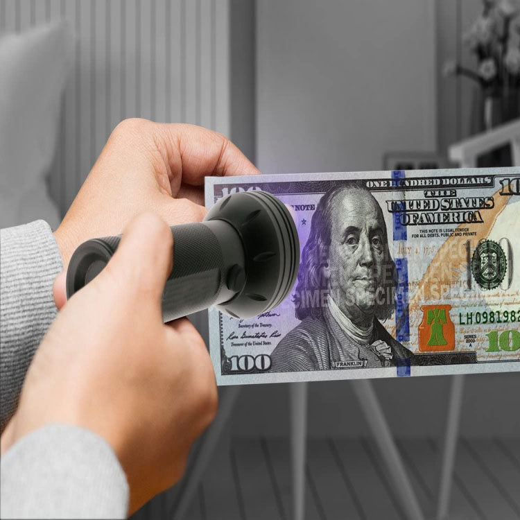 Customized Black Light Manufacturers